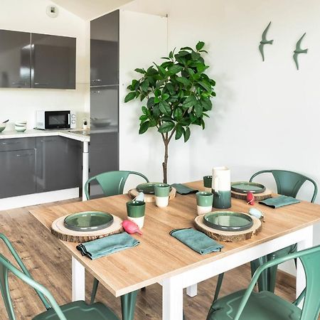 Mamita 4 "Wooded Stopover Apartment" T2 47M Terrace 24M Лаканау Екстериор снимка